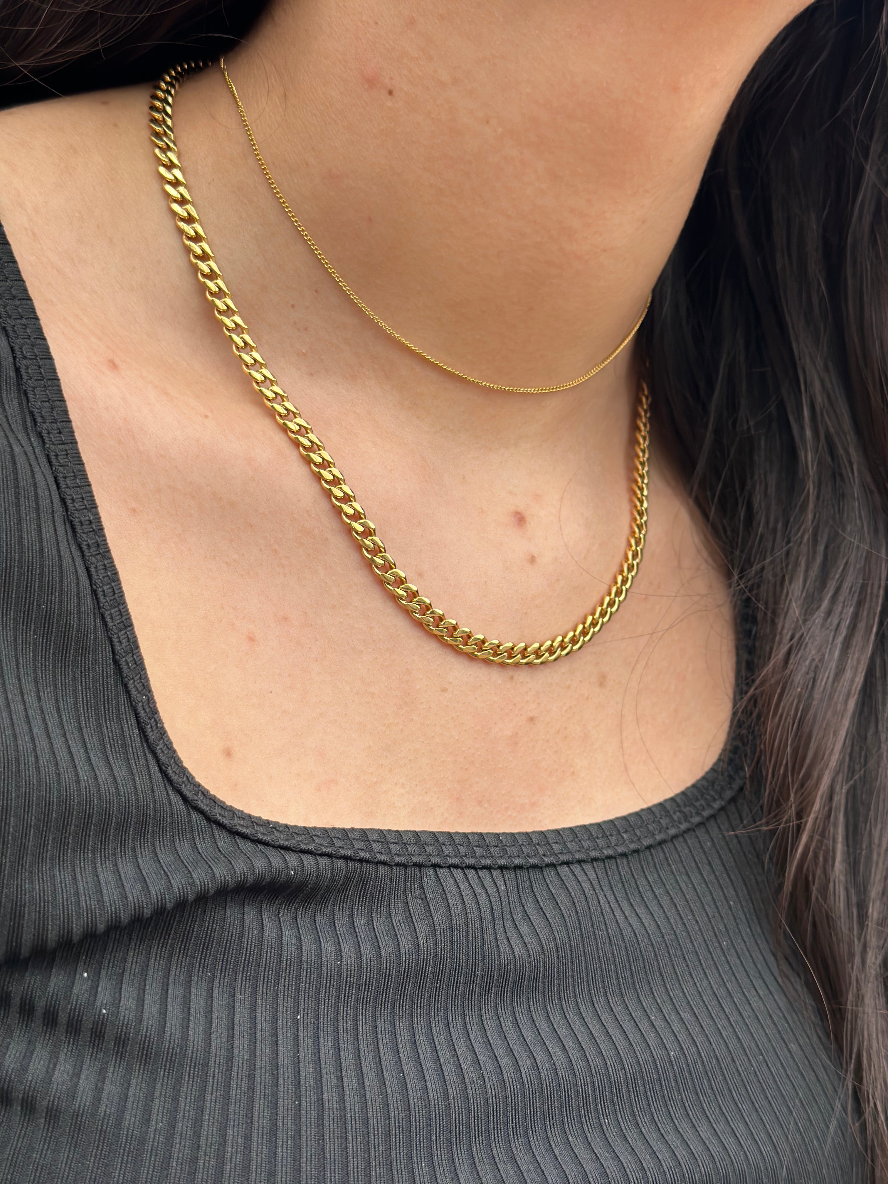 Women's Curb Chain Necklace