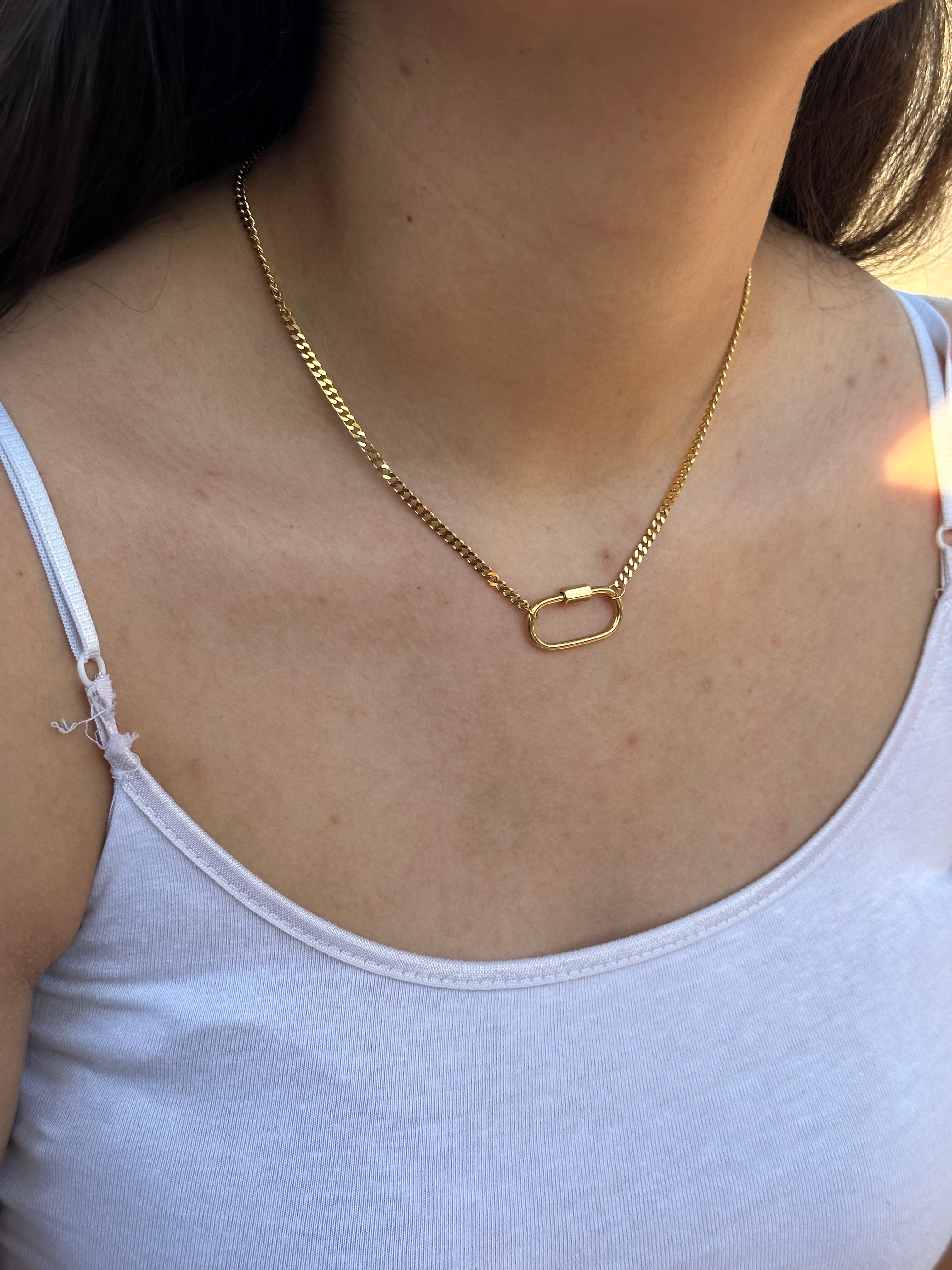 women's gold necklace white shirt look