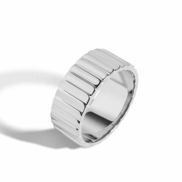 Ridged Band Gear Ring