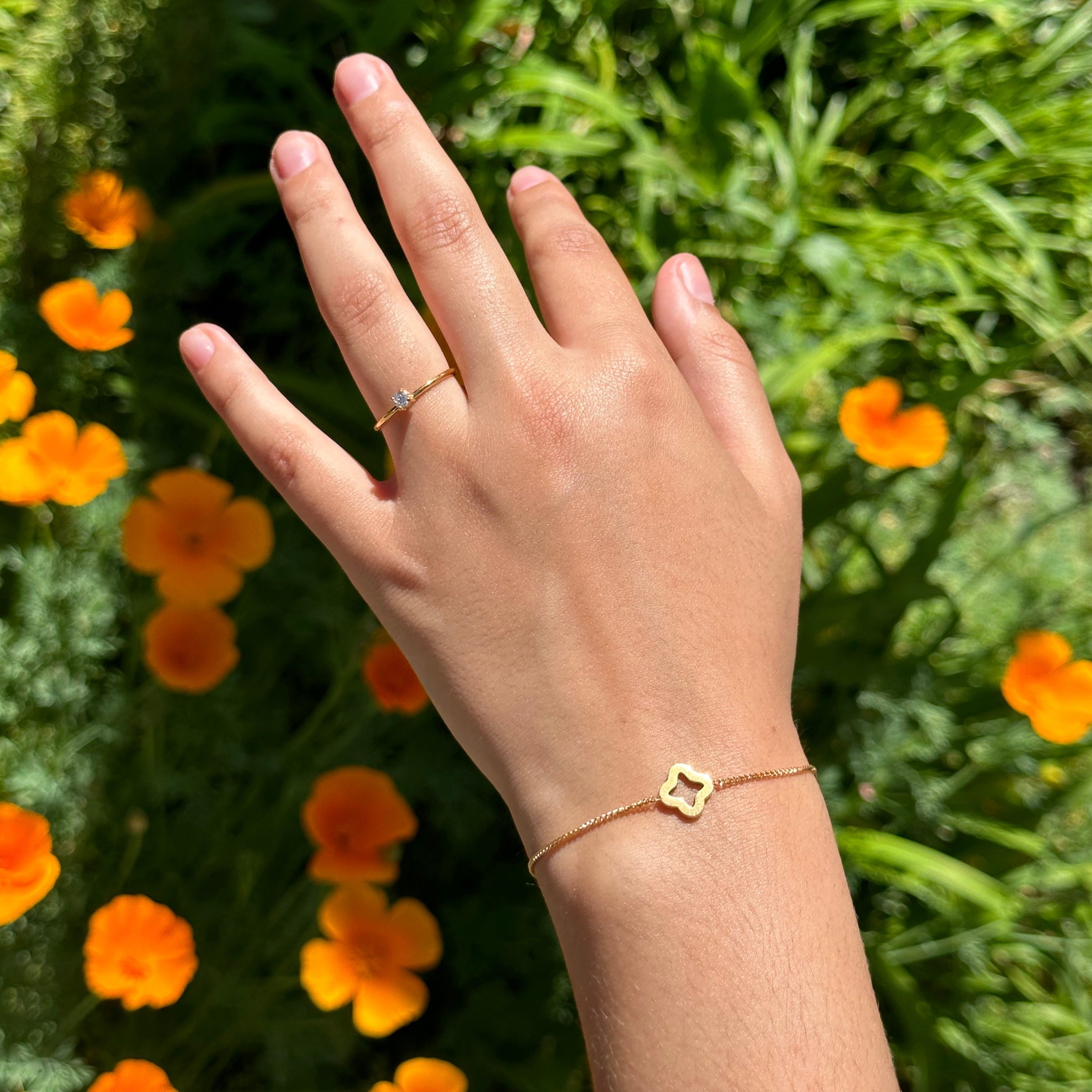 plain face gold mini clover pendant and mini promise ring