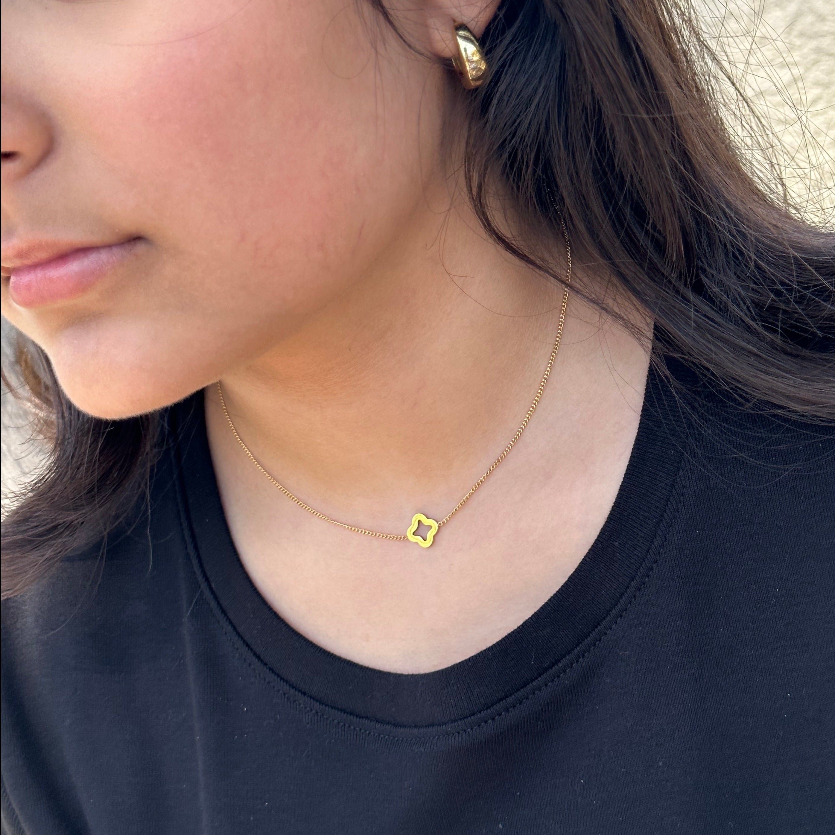women's plain clover necklace small and earrings