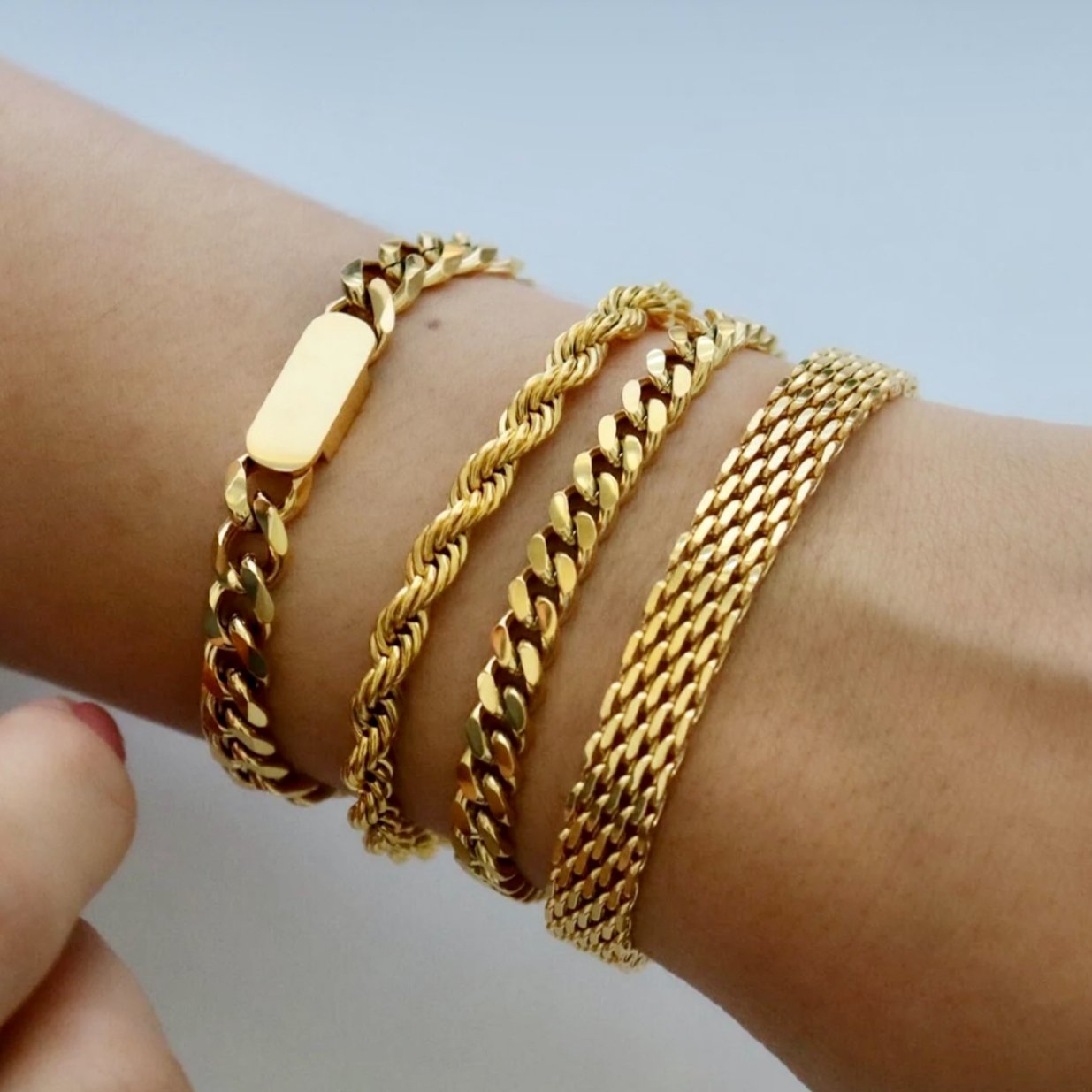 Women\'s 18k Gold Mesh Bracelet Dainty Golden Bracelet link Chain Bracelet  Bismark Chain
