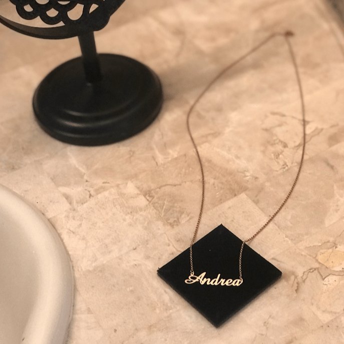 Personalized 18k Gold Name Necklace - 1 Øak