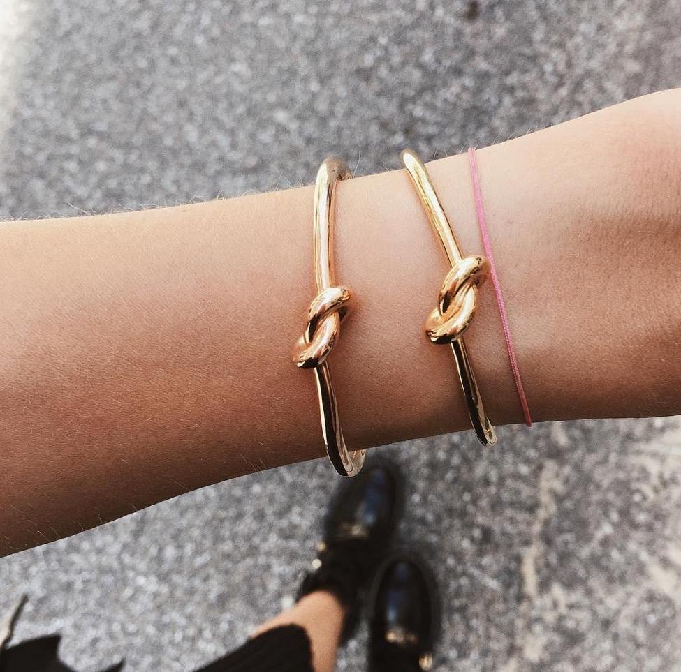 18k Gold Love Knot Cuff Bracelet Bangle - 1 Øak Jewelry