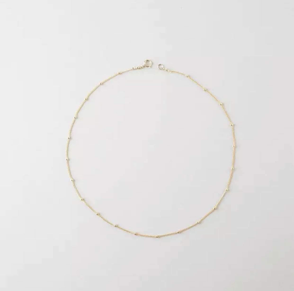 14k Delicate Gold Adjustable Necklace Choker - 1 Øak