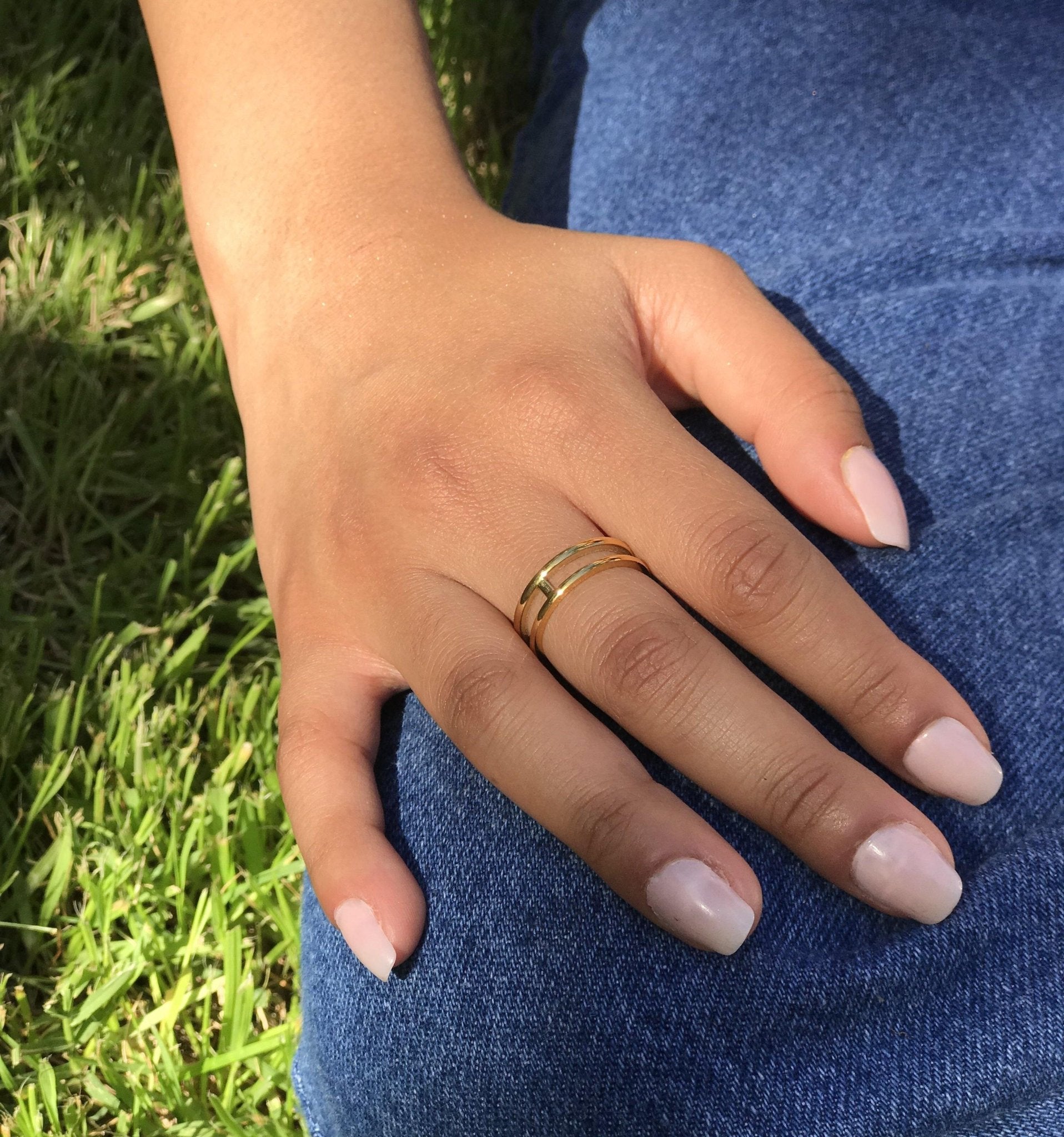 18k Gold Double Bar Band Contemporary Ring