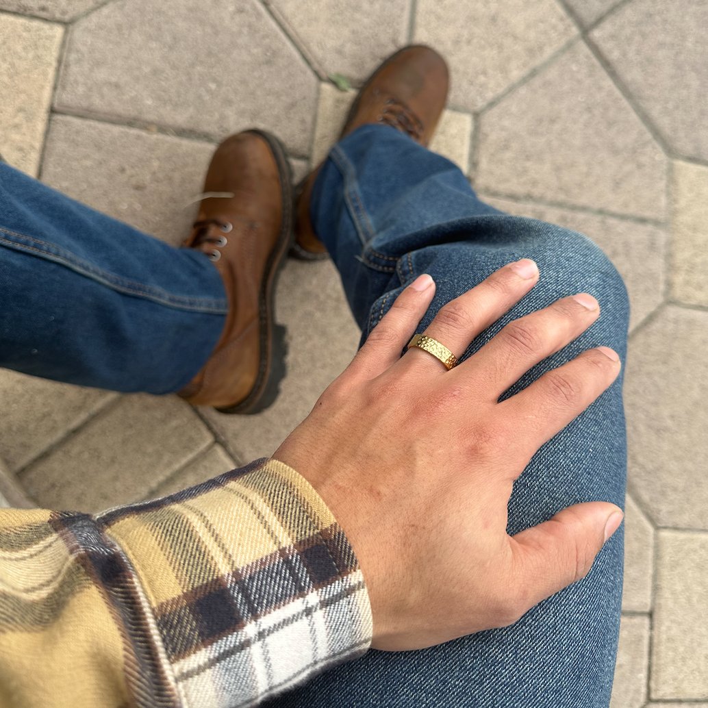Hammered Gold Band Ring