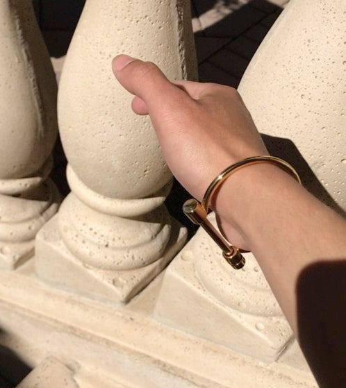 18k Gold Shackle Cuff Screw-On Bar Bracelet Bangle - 1 Øak