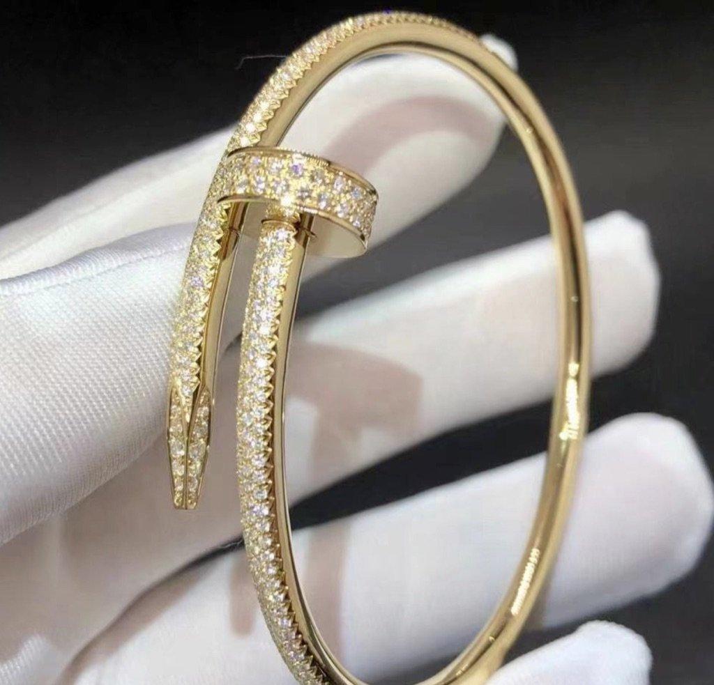 Men's 18k Gold Iced Out Triple Row Diamond Nail Cuff Bracelet - 1 Øak