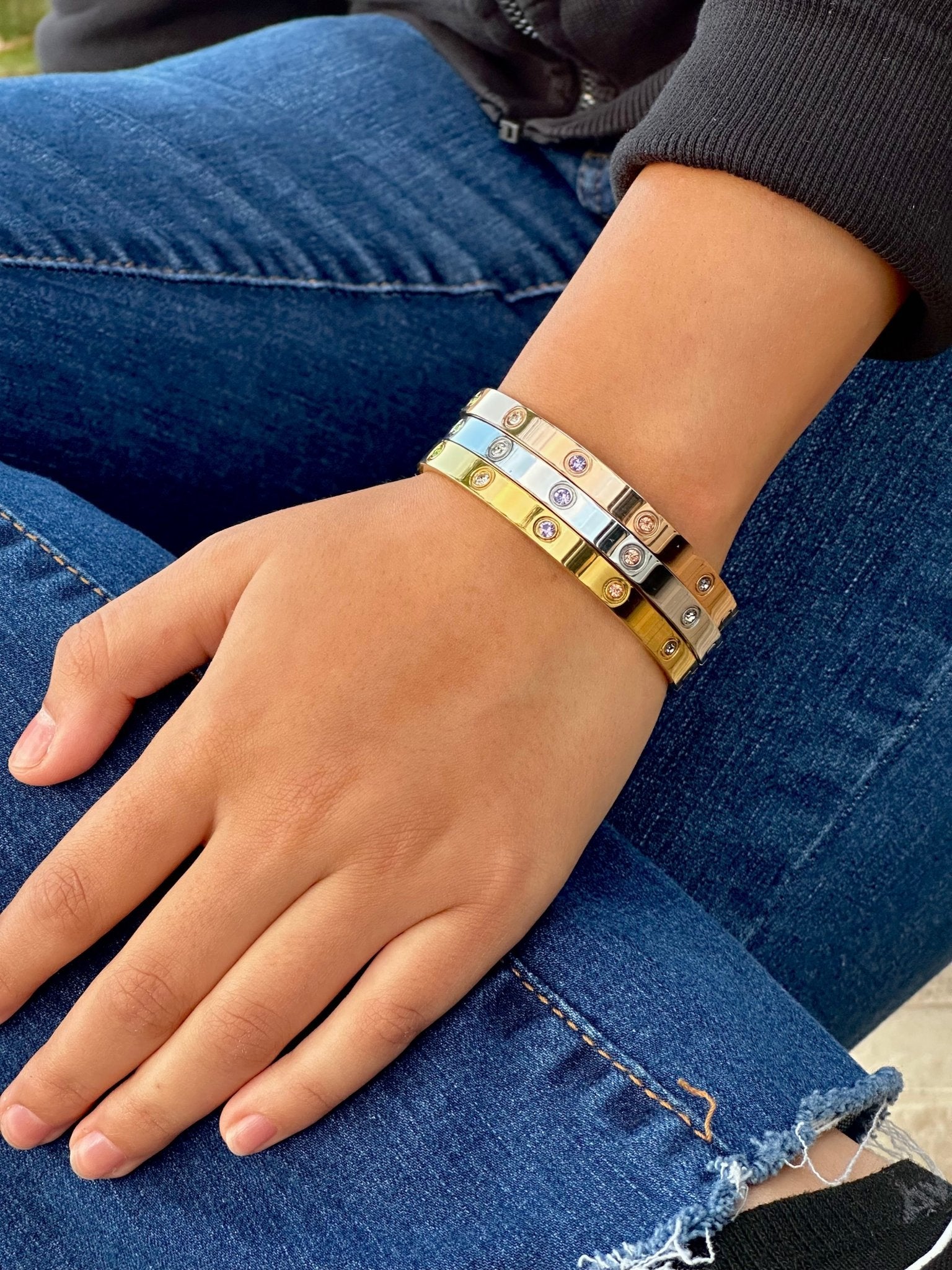 Multi Stone Pave Screw Bangle