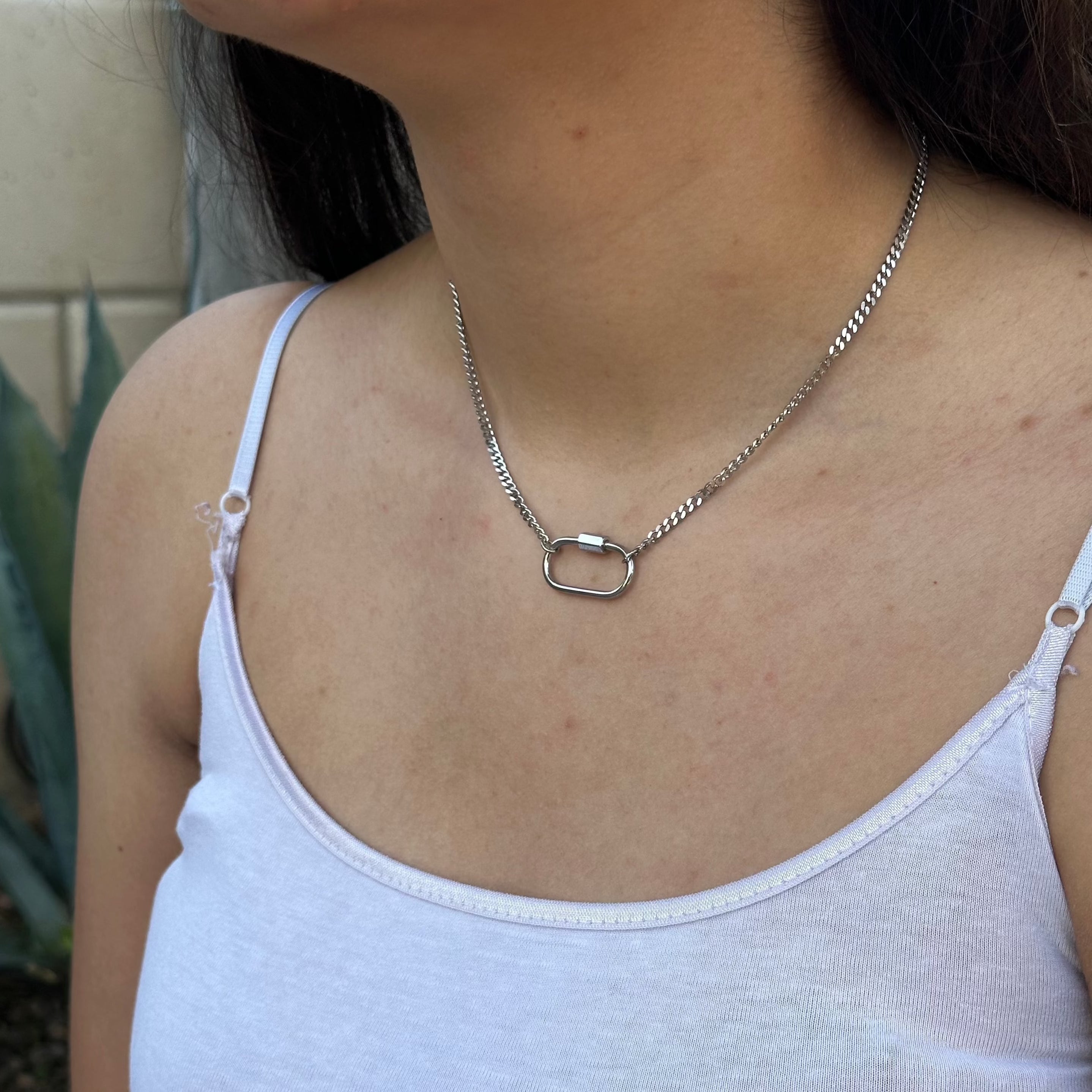 silver screw on lock necklace