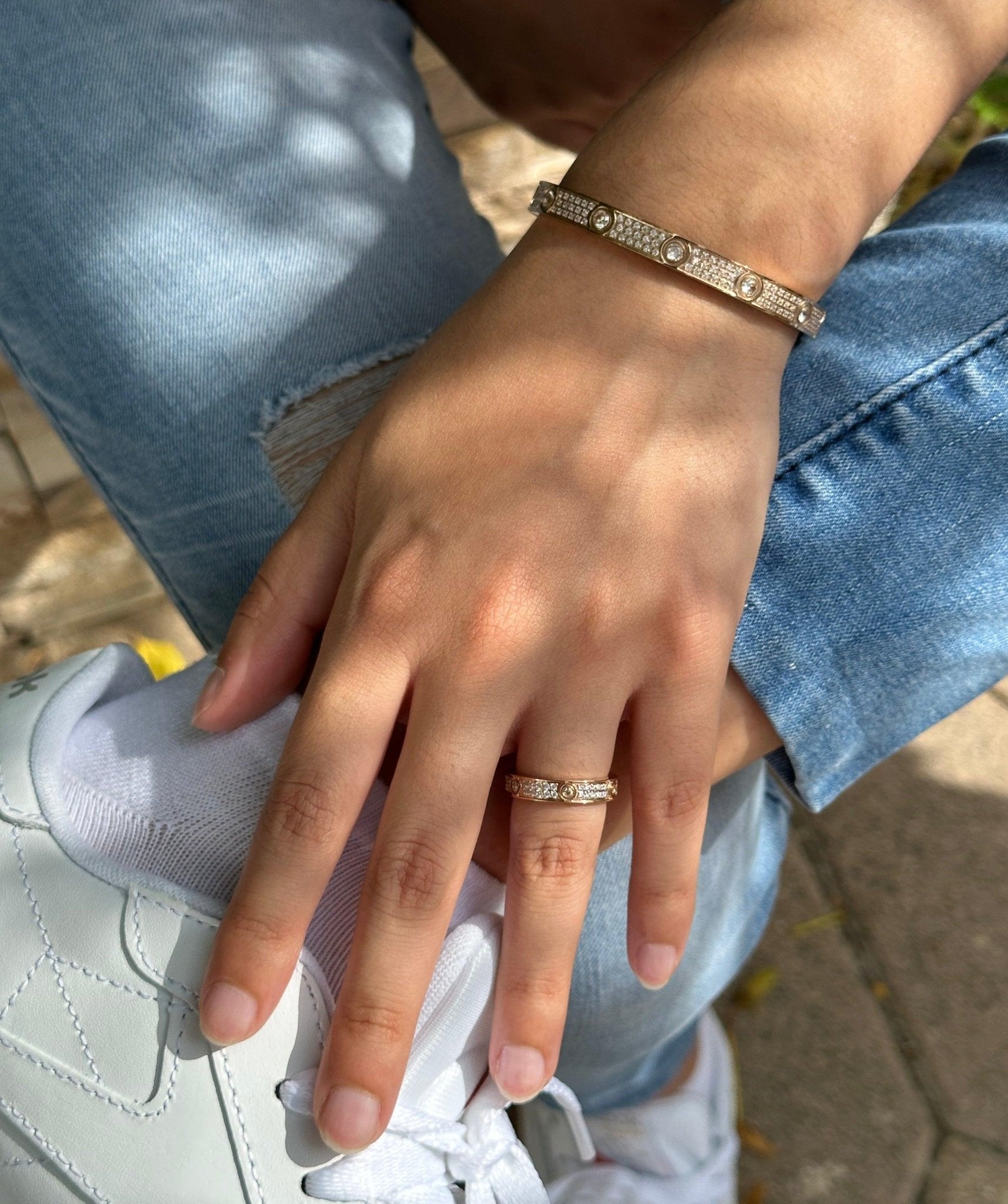 silver stunning bracelet ring set