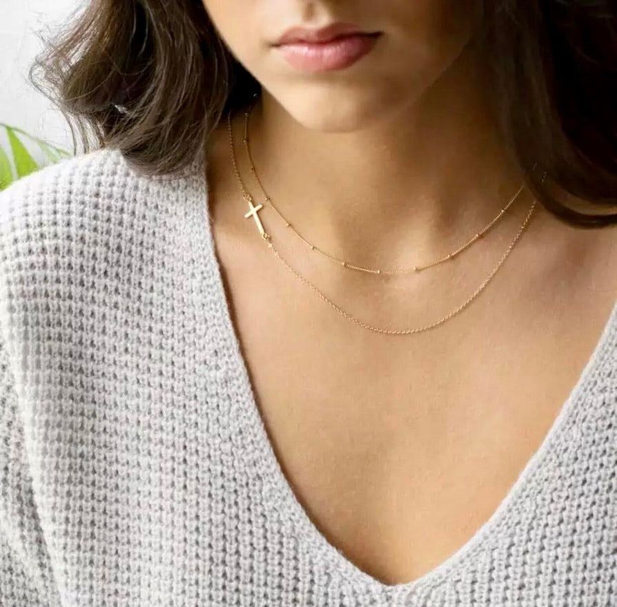 Dainty Choker Necklace for Women: Gold/Silver Satellite Pendant"