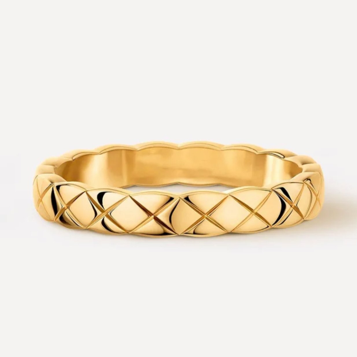 Quilted X Motif Ring Band