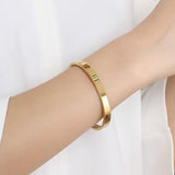 Personalized Engraved Women's 18K Gold Cuff Bracelet - 1 Øak
